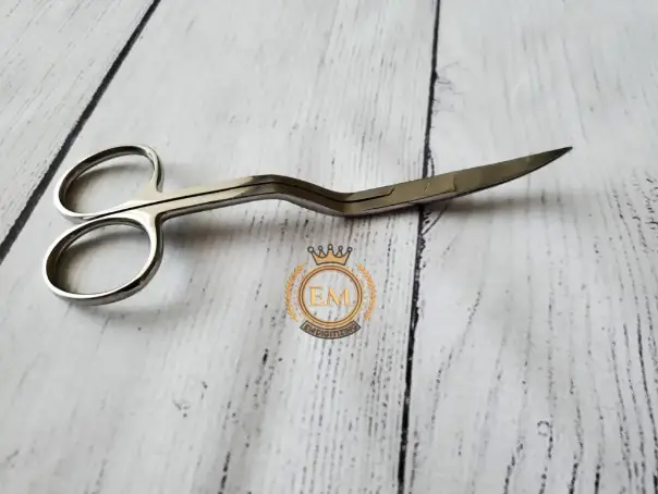 ¿Qué son las puntadas de salto y cómo eliminar las puntadas de salto?6 Curved Scissors